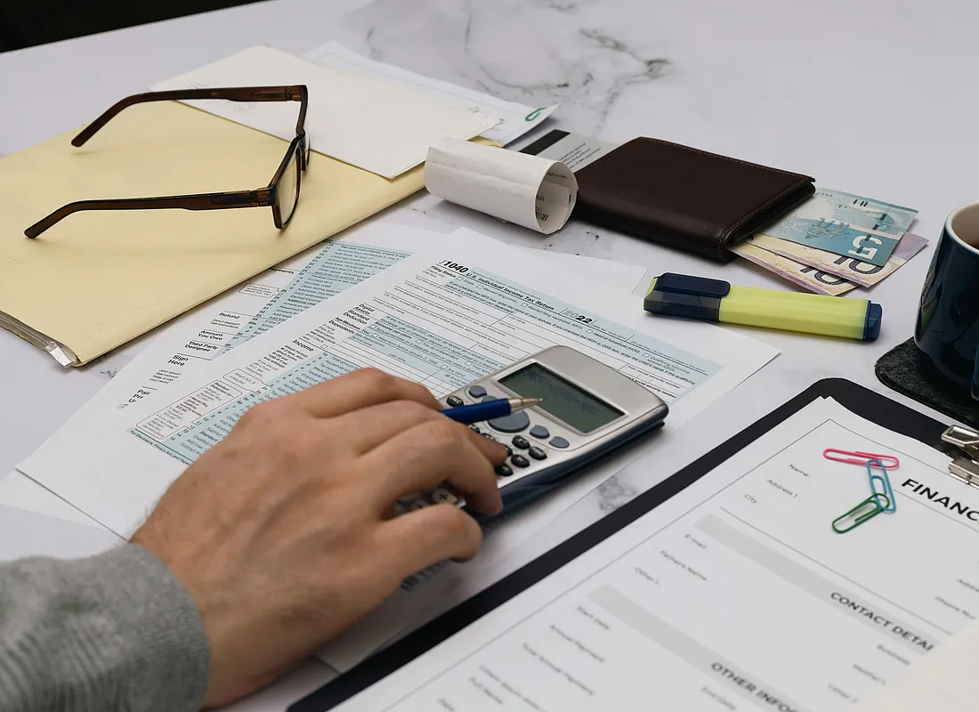 Bespoke Software Design and Consultancy for Salford Businesses: